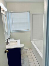 1903 Wickham Way in Louisville, KY - Foto de edificio - Building Photo