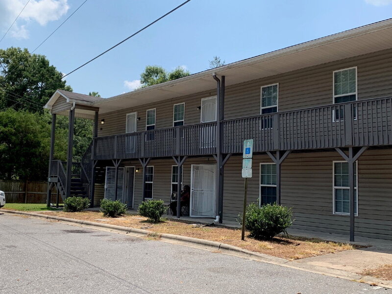 56 Tribune Ave SW in Concord, NC - Building Photo