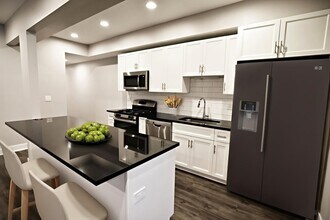 3212 N Halsted St in Chicago, IL - Building Photo - Building Photo