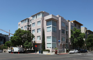 Columbia Lofts Apartments