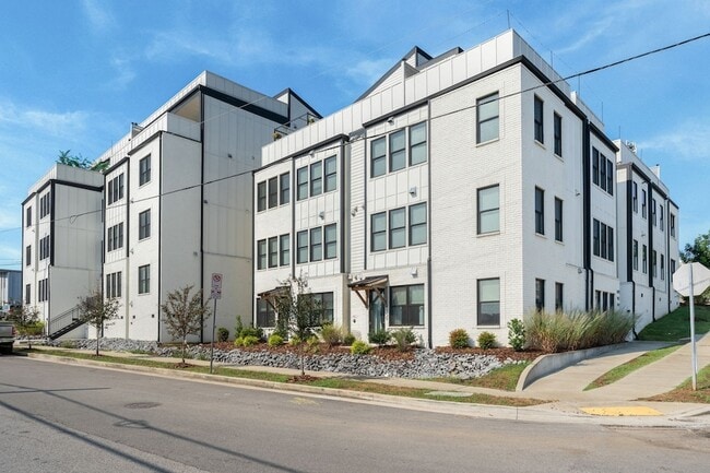 property at 4405 Kentucky Ave