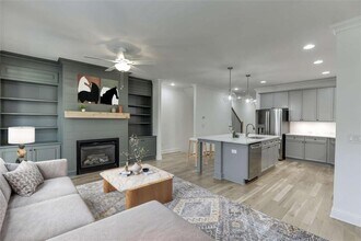 10674 Weir Way in Alpharetta, GA - Building Photo - Building Photo