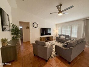 5142 N 85th Ave in Glendale, AZ - Building Photo - Building Photo