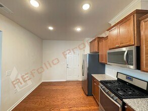 1018 Mirbeck Ln in Durham, NC - Building Photo - Building Photo