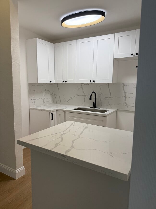 property at 1005 SW 15th Ave