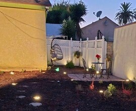 7529 La Salle Ave in Los Angeles, CA - Foto de edificio - Building Photo