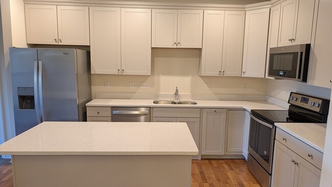 110 Trotter Rd in Weymouth, MA - Building Photo - Building Photo