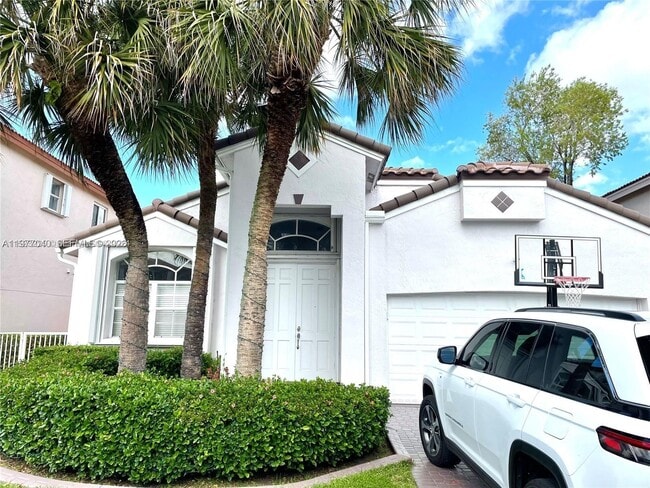 15627 SW 16th Ct in Pembroke Pines, FL - Building Photo - Building Photo