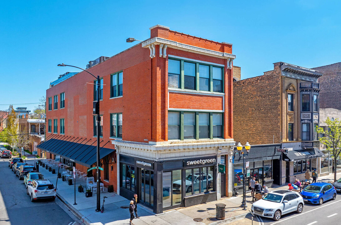 1471 N Milwaukee Ave in Chicago, IL - Building Photo
