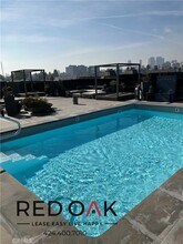 8811 Burton Way in West Hollywood, CA - Building Photo - Building Photo