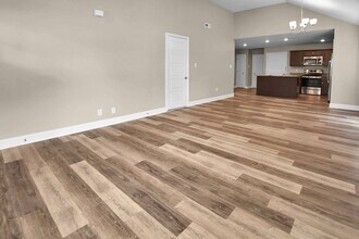 1000 Dublin Dr in Clarksville, TN - Building Photo - Building Photo