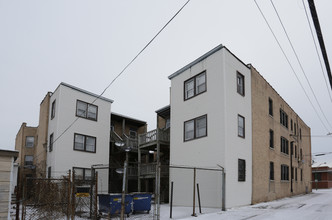 1645-1653 E 74th Pl in Chicago, IL - Building Photo - Building Photo