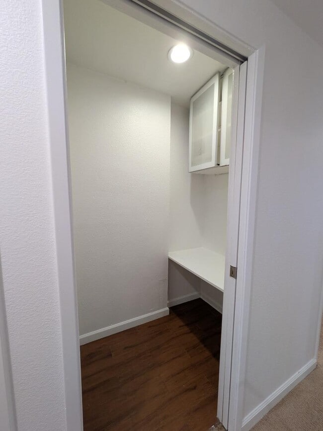 217 Ada Ave in Mountain View, CA - Building Photo - Building Photo