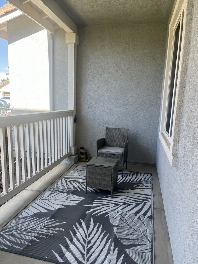 8418 Lourenco Ln, Unit KingstonIn-Law in Corona, CA - Foto de edificio - Building Photo