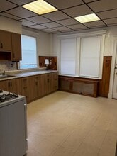 76 Planten Ave, Unit 1st floor in Prospect Park, NJ - Building Photo - Building Photo