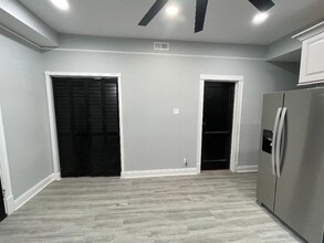 2536 W Cortez St-Unit -2F in Chicago, IL - Building Photo - Building Photo
