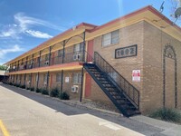 Morocco Apartments in Lubbock, TX - Foto de edificio - Building Photo