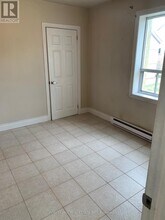 3430 Lake Shore Blvd W in Toronto, ON - Building Photo - Building Photo