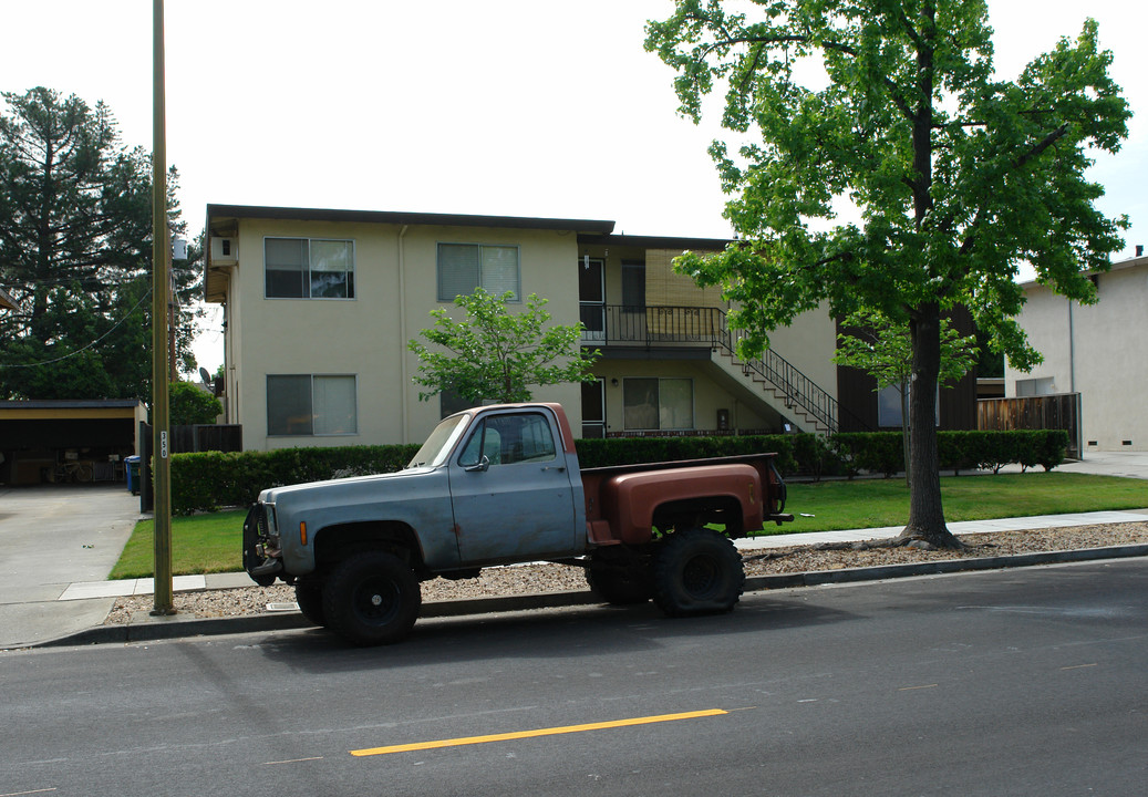 184 Carlton Ave in Los Gatos, CA - Building Photo