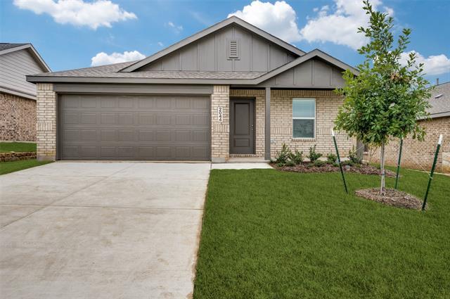 2044 Welsh Lane in Aubrey, TX - Building Photo