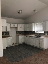 271 S 16th Ave in Show Low, AZ - Building Photo - Building Photo