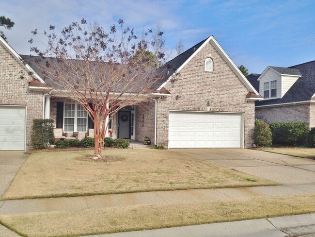 property at 1009 N Sanderling Dr