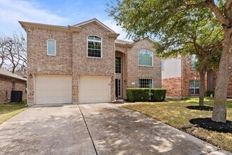 525 Golden Creek Dr in Round Rock, TX - Foto de edificio - Building Photo
