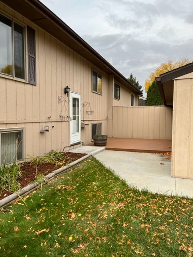 property at 229 12th Ave E