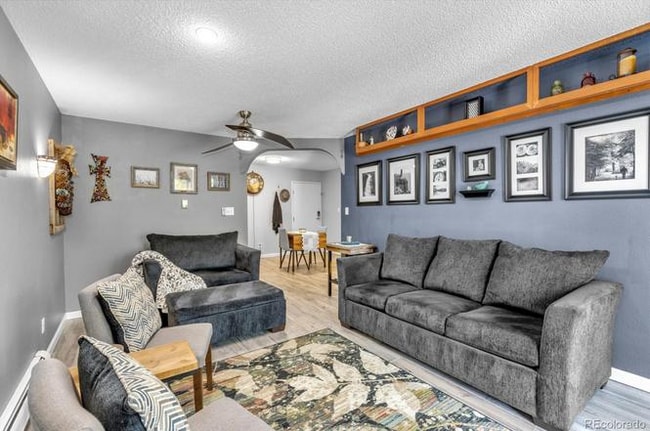 1250 Golden Cir, Unit 309 in Golden, CO - Building Photo - Building Photo