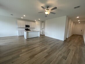 1404 Van Gogh Dr in Little Elm, TX - Building Photo - Building Photo