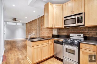 East 10th Street in New York, NY - Building Photo