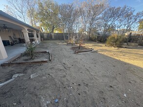 10021 Ladrones Pl SW in Albuquerque, NM - Building Photo - Building Photo