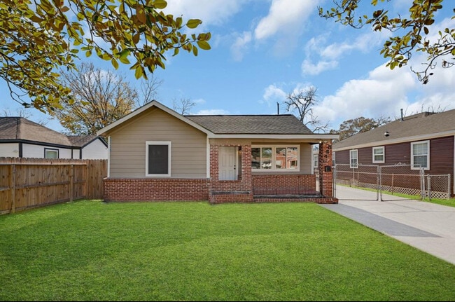 property at 3446 Seabrook St
