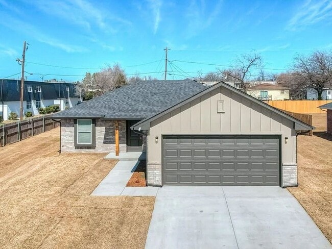 921 NW 87th St in Oklahoma City, OK - Building Photo - Building Photo