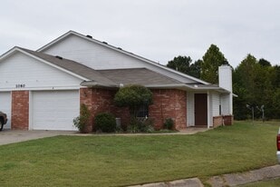 1060 Farley Cir in Greenwood, AR - Building Photo
