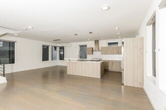 824 NW 53rd St in Seattle, WA - Building Photo - Building Photo