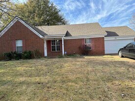 2545 Turnage Valley Dr in Memphis, TN - Building Photo