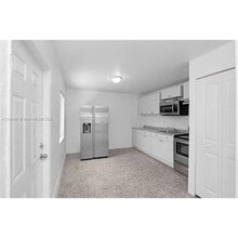 3531 SW 91st Ave in Miami, FL - Building Photo - Building Photo