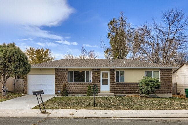 property at 3857 Fetlock Cir