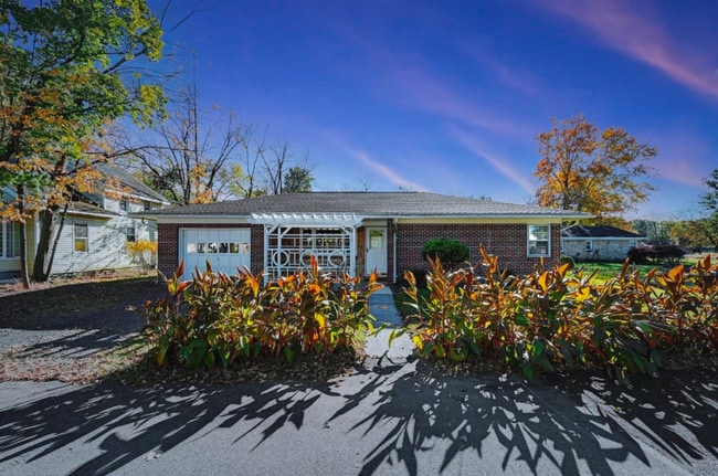 property at 819 Fairview Ave