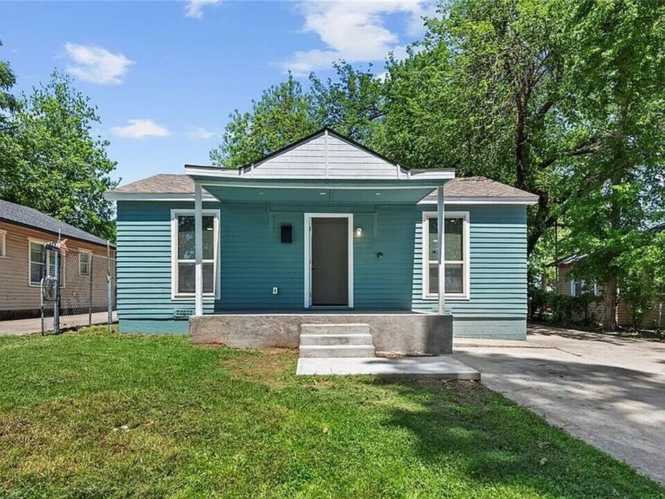 3205 NW 14th St in Oklahoma City, OK - Building Photo