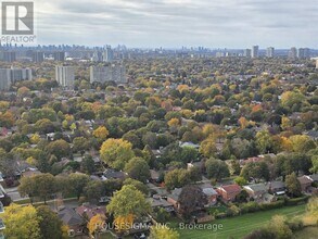 3260 Sheppard Ave E in Toronto, ON - Building Photo - Building Photo