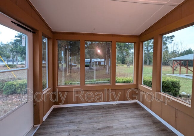 6505 Blue Springs Rd in Greenwood, FL - Building Photo - Building Photo