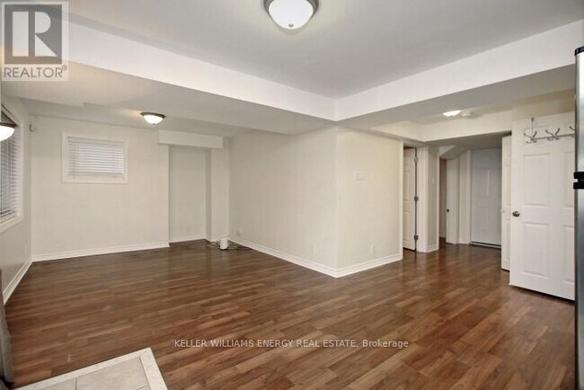 1646 Quail Run Dr in Oshawa, ON - Building Photo - Building Photo