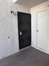 6665 W Tropicana Ave in Las Vegas, NV - Building Photo - Building Photo