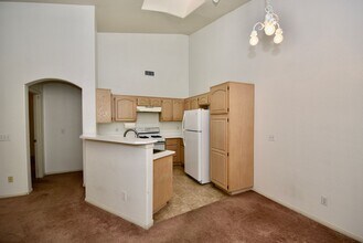 3320 S Fort Apache Rd in Las Vegas, NV - Building Photo - Building Photo