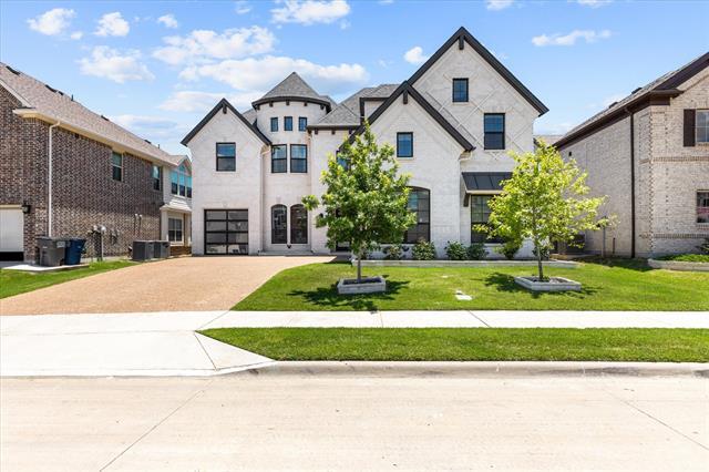 property at 721 Yarrow St