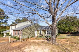 236 Mateo Walk in Lawrenceville, GA - Building Photo