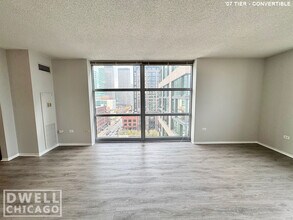 161 N Jefferson St in Chicago, IL - Foto de edificio - Building Photo