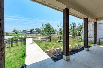 1021 Lone Peak Wy in Dripping Springs, TX - Building Photo - Building Photo